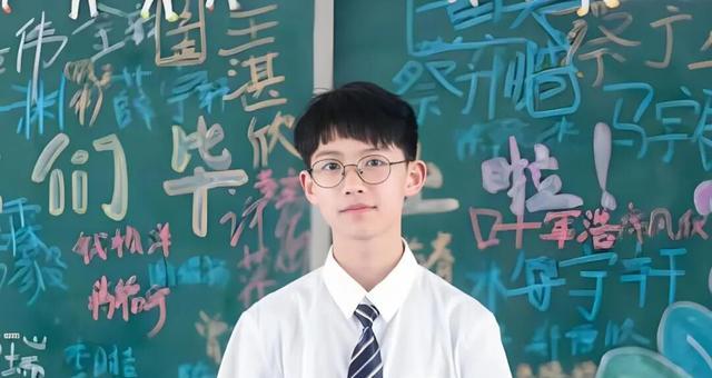 14岁男孩身高165厘米_儿童骨龄检测的重要性_5岁半宝宝身高体重