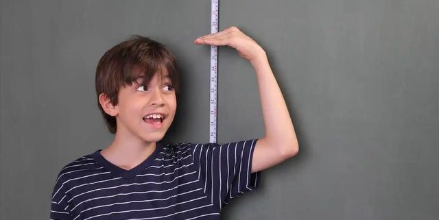 5岁半宝宝身高体重_如何科学增高_12岁男孩长不高怎么办