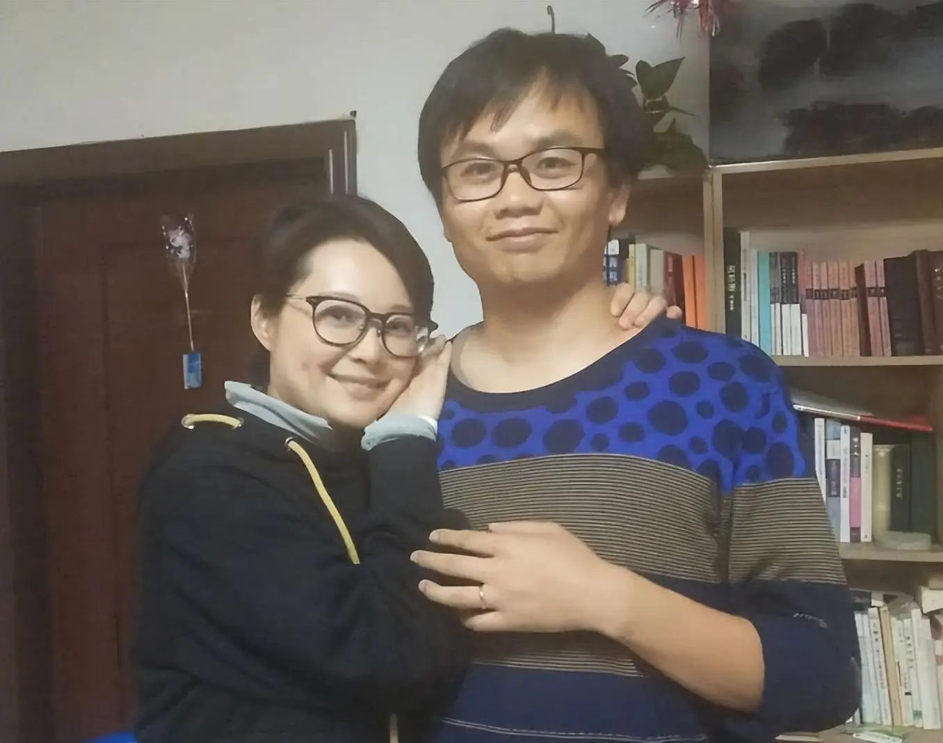 徐威为什么要娶张怡宁_张怡宁婚姻故事_袁立情感经历