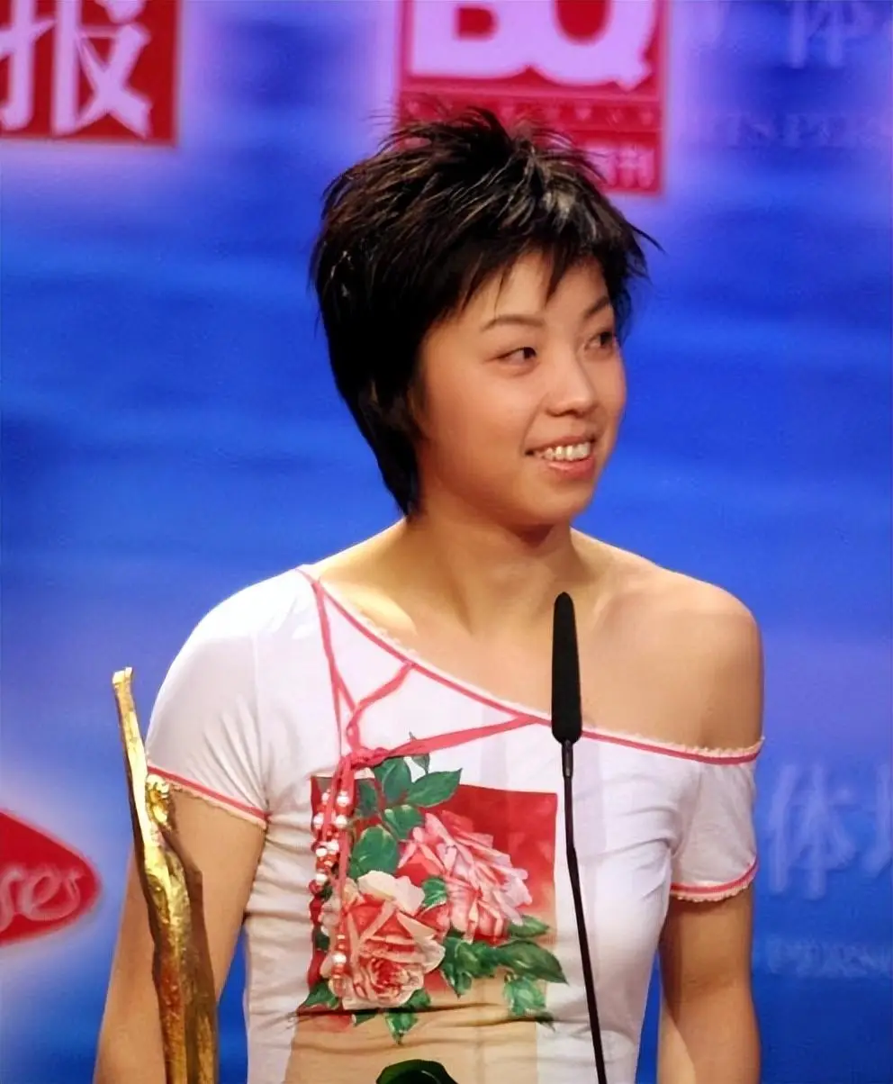 徐威为什么要娶张怡宁_张怡宁婚姻故事_袁立情感经历