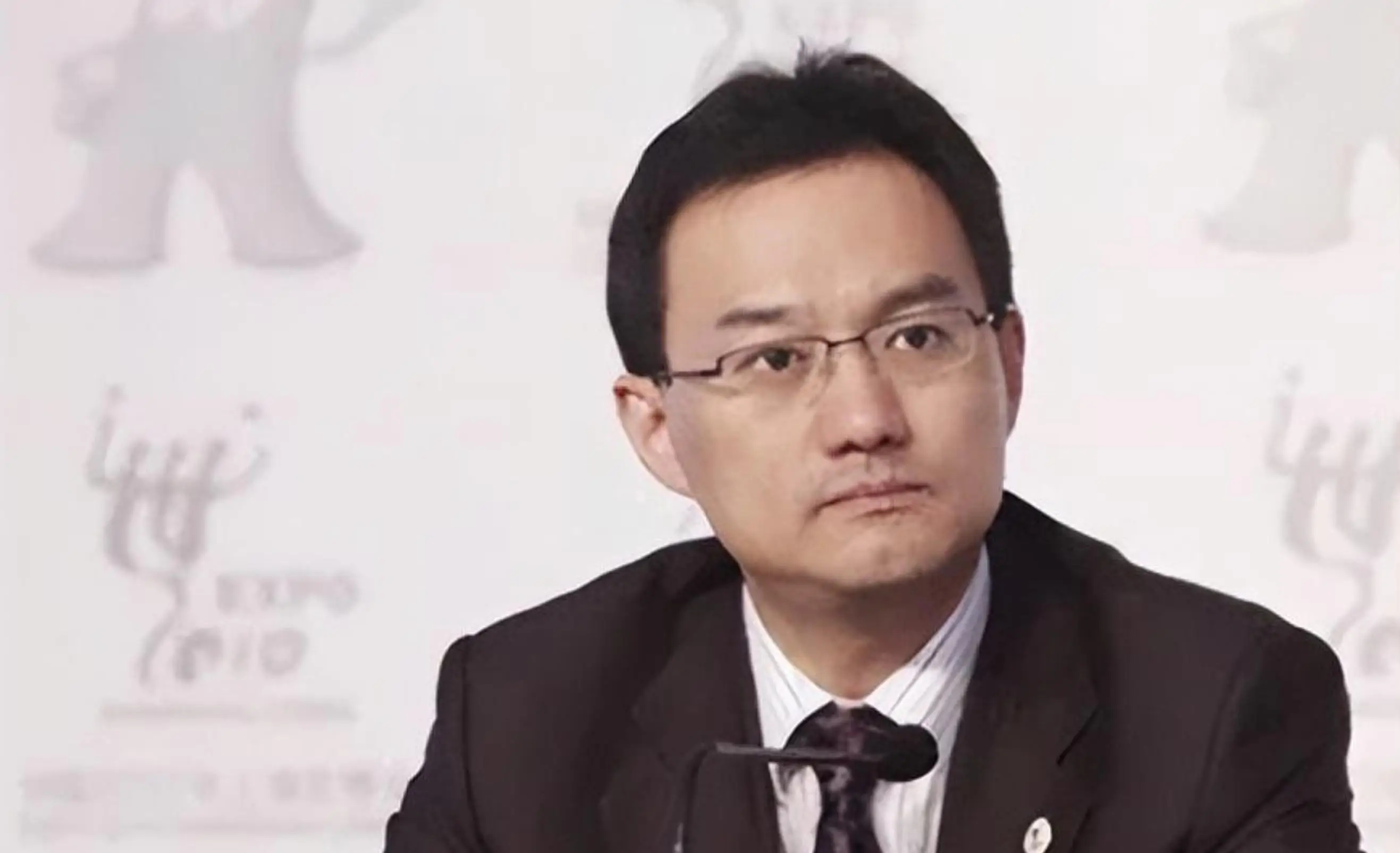 袁立徐威感情经历_徐威为什么要娶张怡宁_袁立徐威分手原因