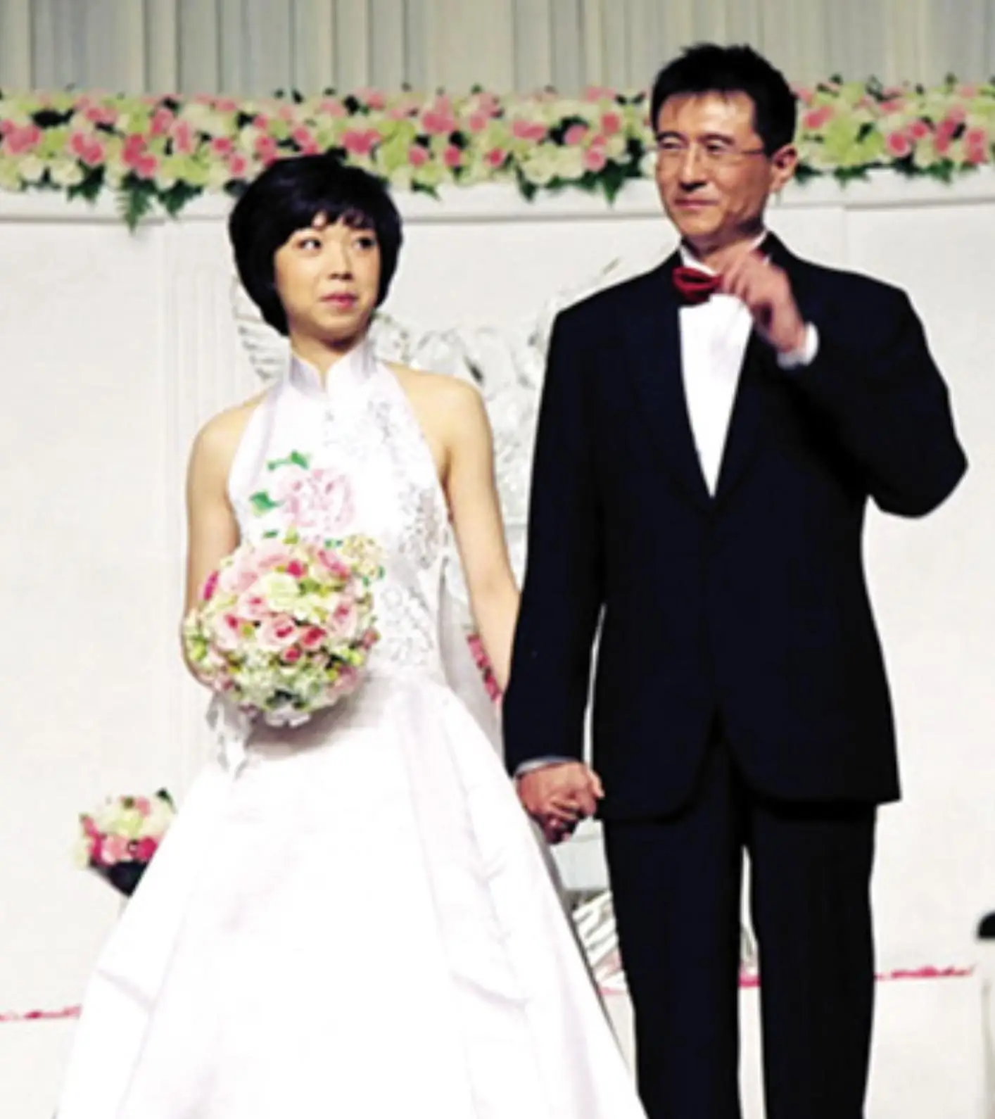 袁立徐威感情经历_徐威为什么要娶张怡宁_袁立徐威分手原因