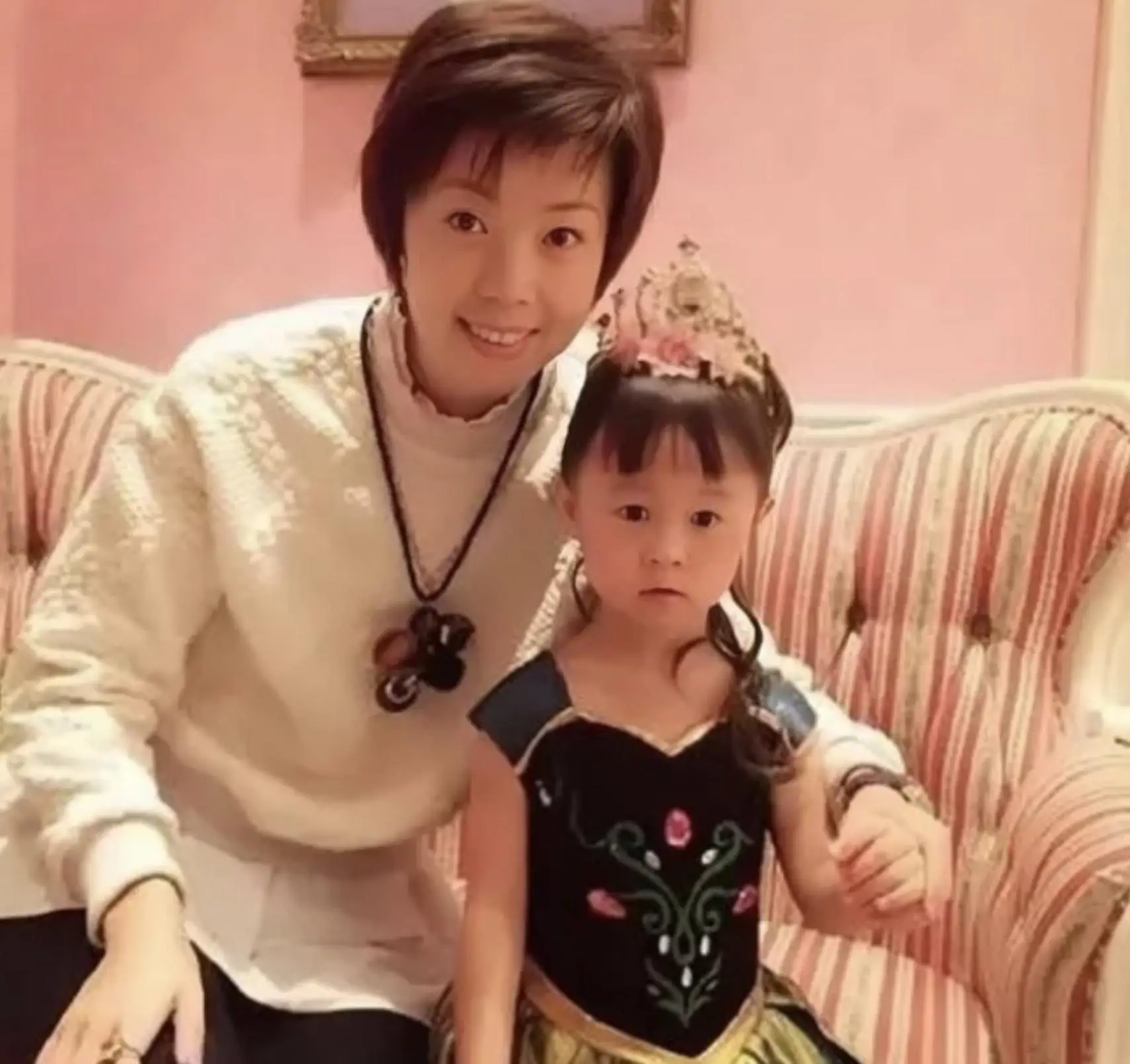 徐威为什么要娶张怡宁_袁立徐威感情经历_袁立徐威分手原因