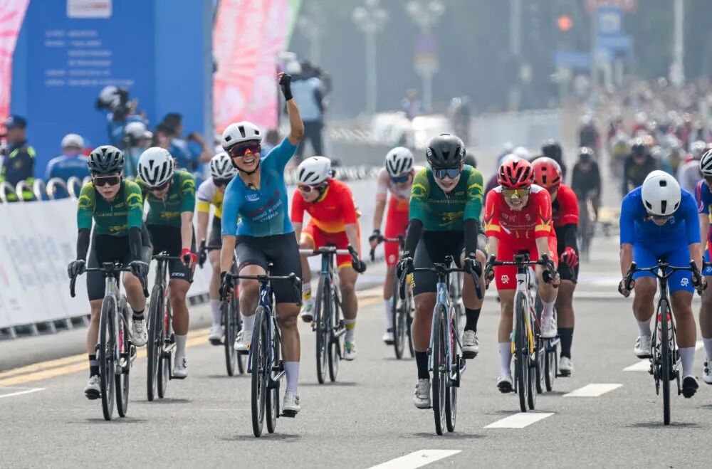 覃海洋夺全运会男子100米蛙泳金牌_全运会公路自行车赛李思颖夺冠_全运会男子100米蛙泳预赛覃海洋晋级