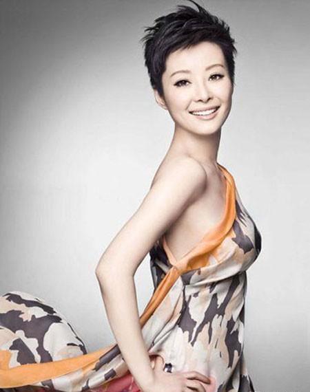 袁立徐威有孩子吗_袁立恋爱经历_袁立婚姻史