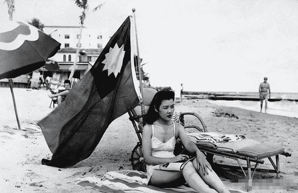 抗日战争历史照片_民国老照片_日本另类虐女图片