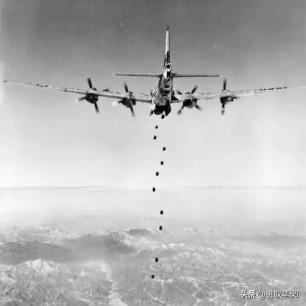 抗日战争历史照片_日本另类虐女图片_民国老照片