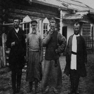 抗日战争历史照片_民国老照片_日本另类虐女图片