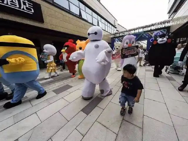 港城新天地开业_港城新天地_临港社区商业综合体