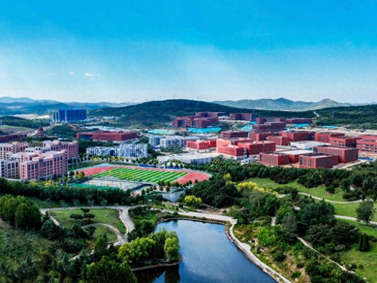 山海之间书写“春天的答卷”——从44．3平方公里科学城看大连高质量发展新实践