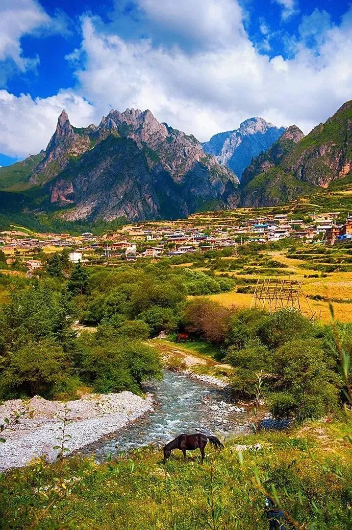 中国最美40个旅游胜地_国内旅行推荐地_探索中国大好河山