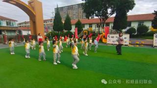 县妇联家国同庆 巾帼筑梦新时代 经典诵读歌唱祖国_巾帼共绘新时代