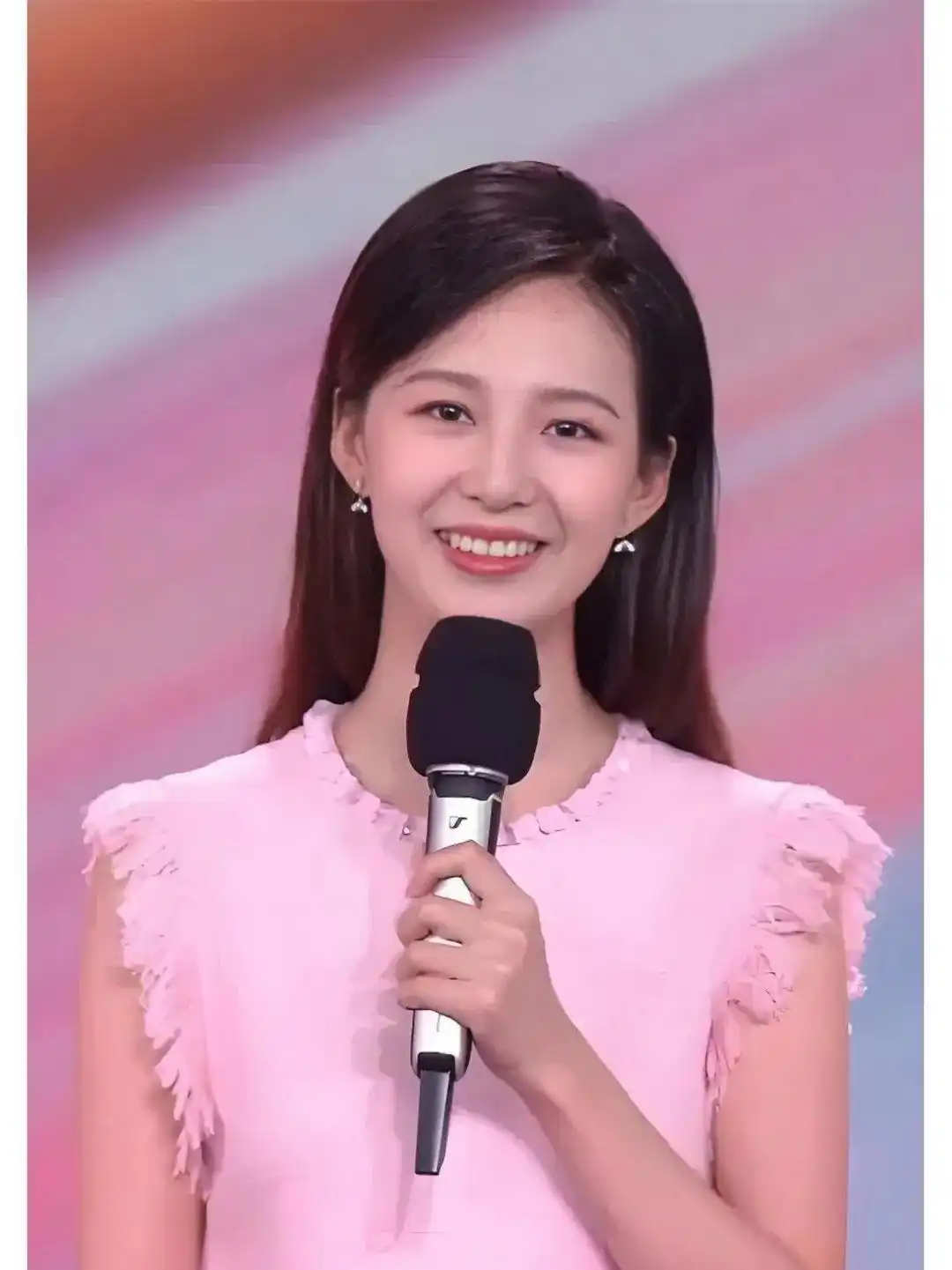 央视主持人，上新