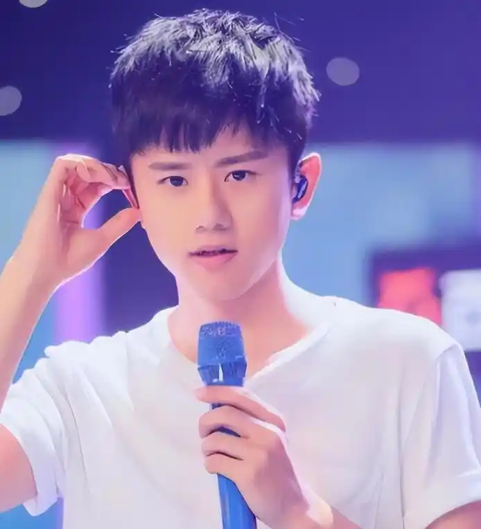 张杰谢娜离婚传闻_张杰从选秀到热门歌手的奋斗历程_张杰娱乐新闻