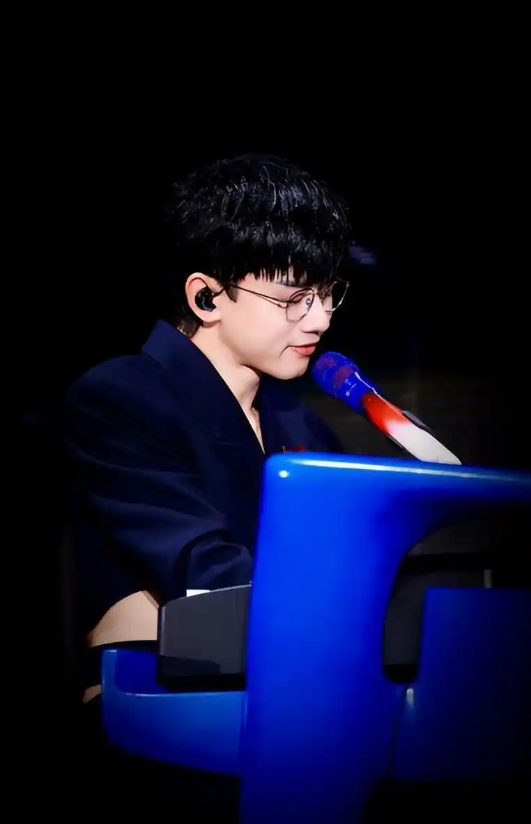 张杰娱乐新闻_张杰参加我型我秀_张杰早年经历