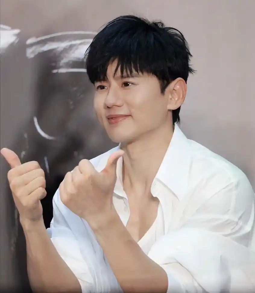 张杰早年经历_张杰娱乐新闻_张杰参加我型我秀