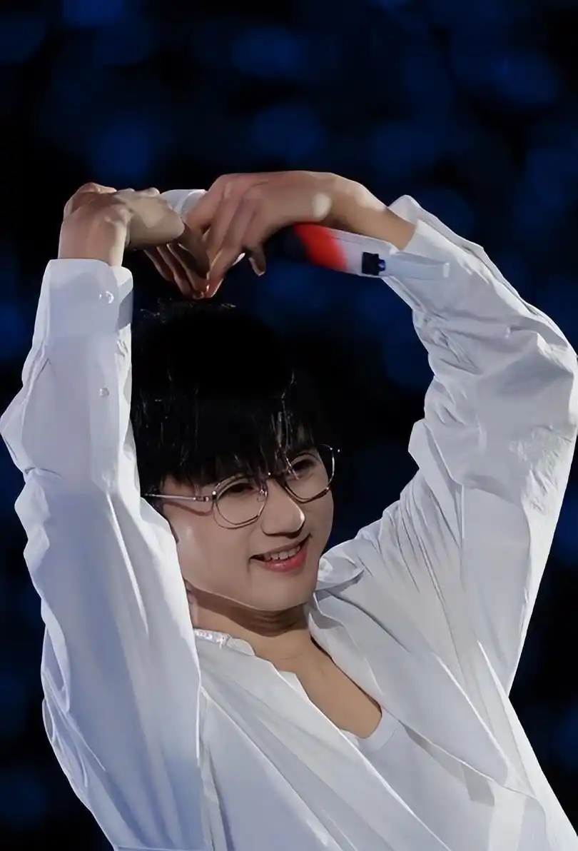 张杰早年经历_张杰参加我型我秀_张杰娱乐新闻