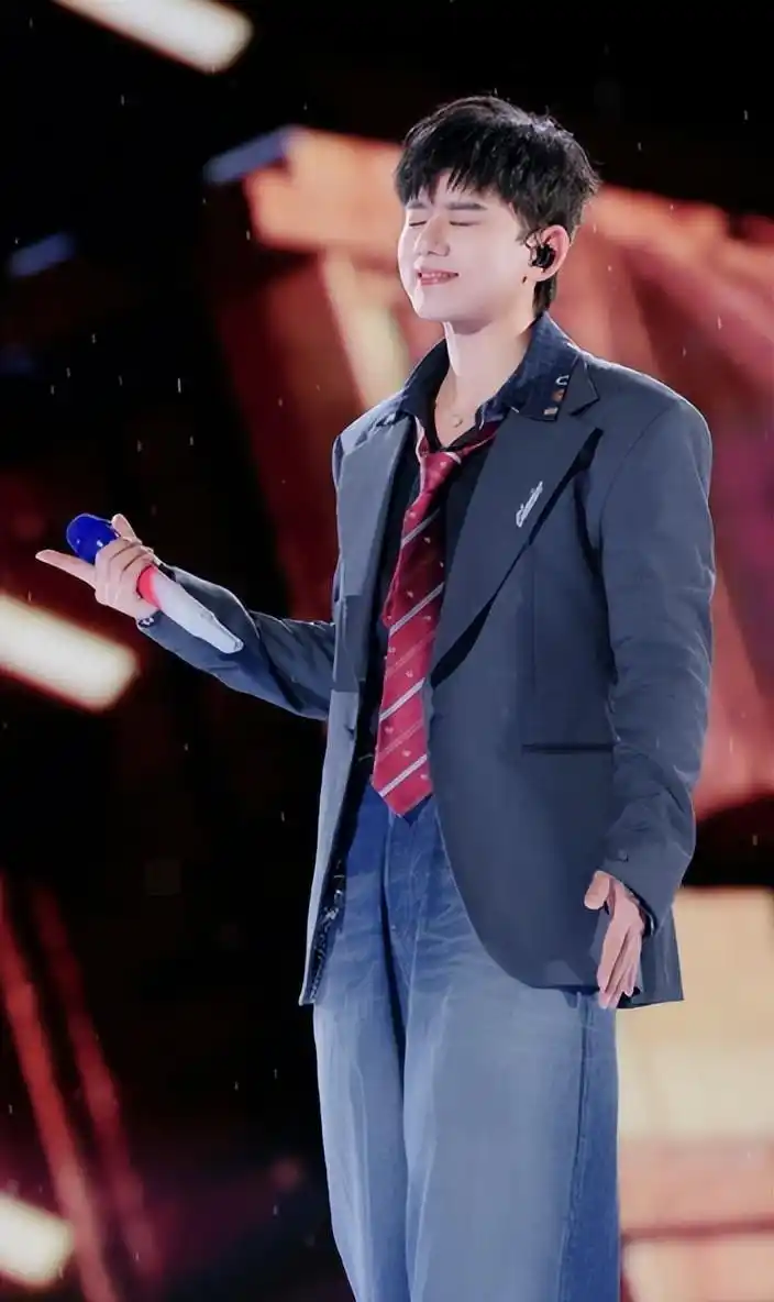 张杰参加我型我秀_张杰早年经历_张杰娱乐新闻