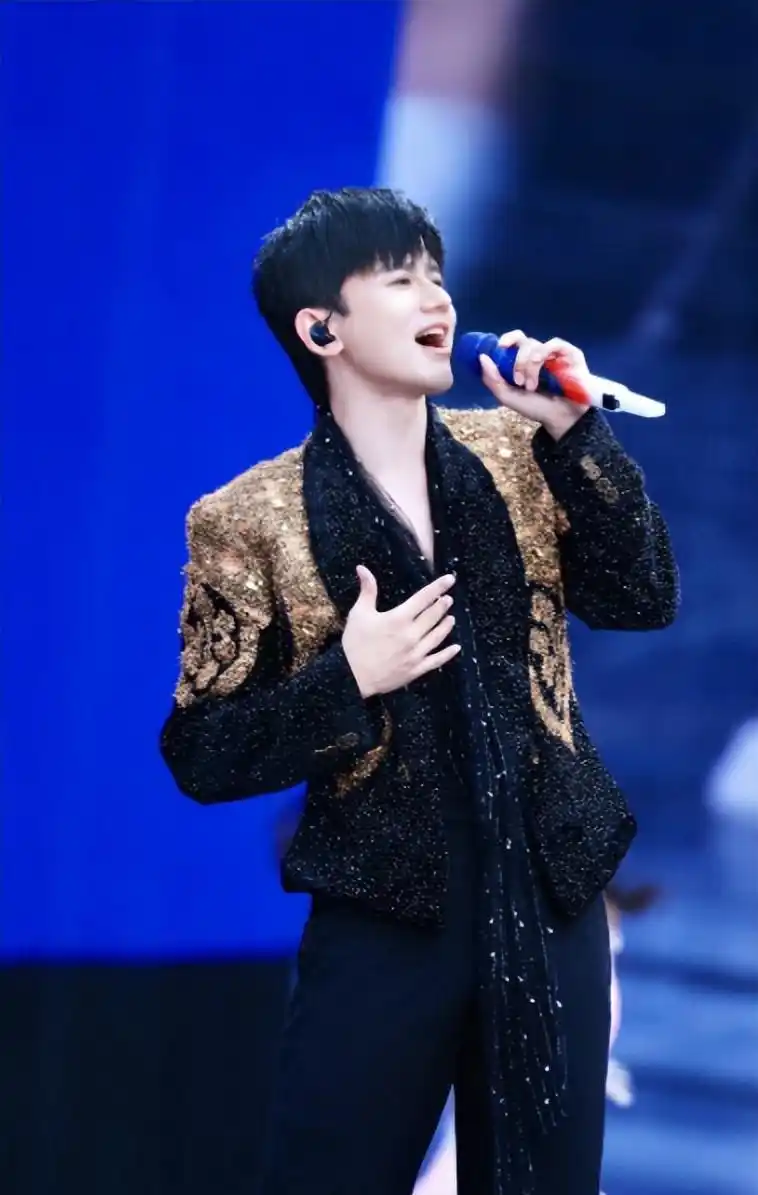 张杰参加我型我秀_张杰娱乐新闻_张杰早年经历