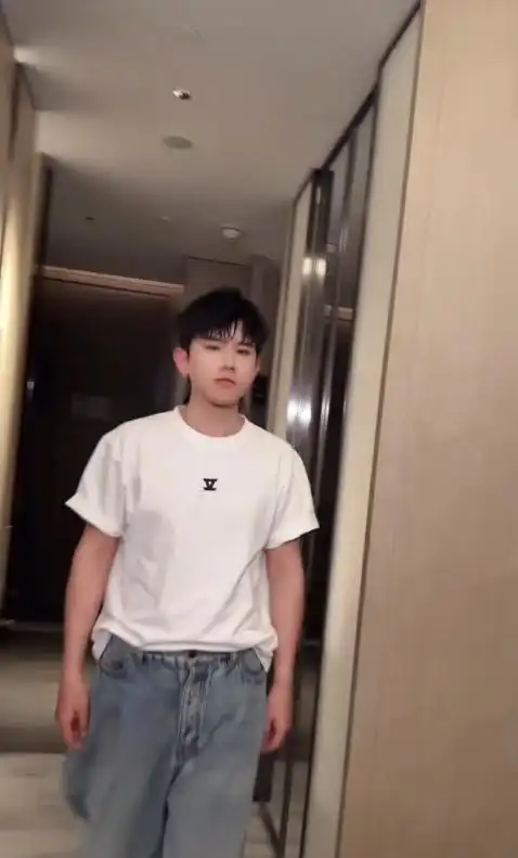 张杰娱乐新闻_张杰谢娜姐弟恋_张杰离婚谣言