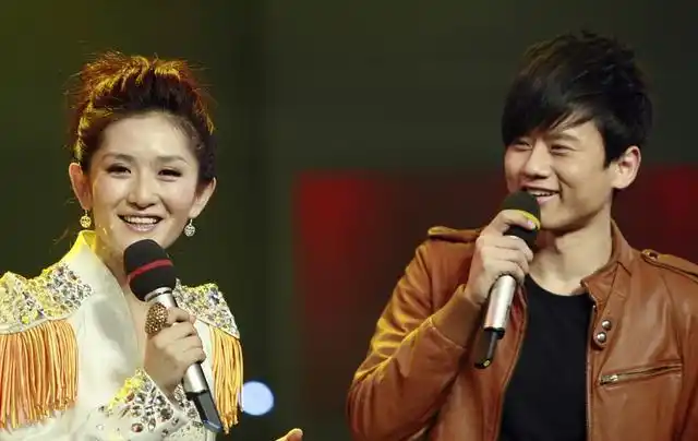 张杰假唱事件_张杰被冤屈经历_张杰娱乐新闻