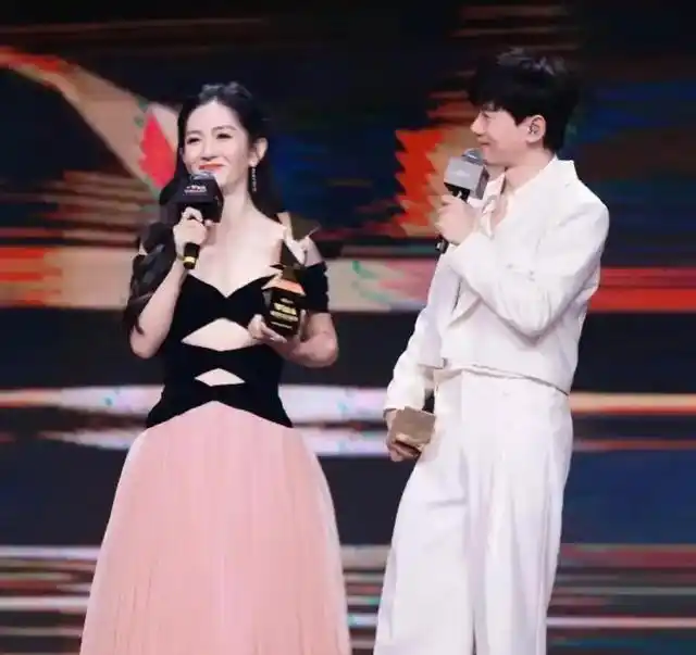 张杰娱乐新闻_张杰被冤屈经历_张杰假唱事件