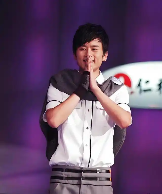 张杰被冤屈经历_张杰娱乐新闻_张杰假唱事件