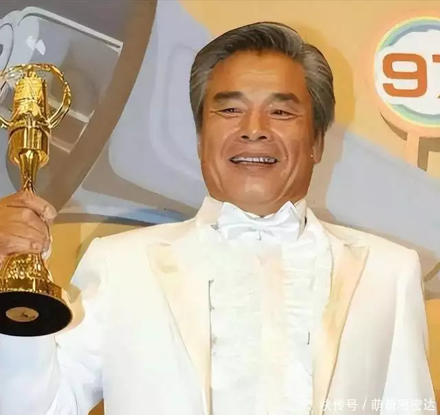 雷洪一妻五妾_台湾男演员雷洪 七位妻子 现实版韦小宝