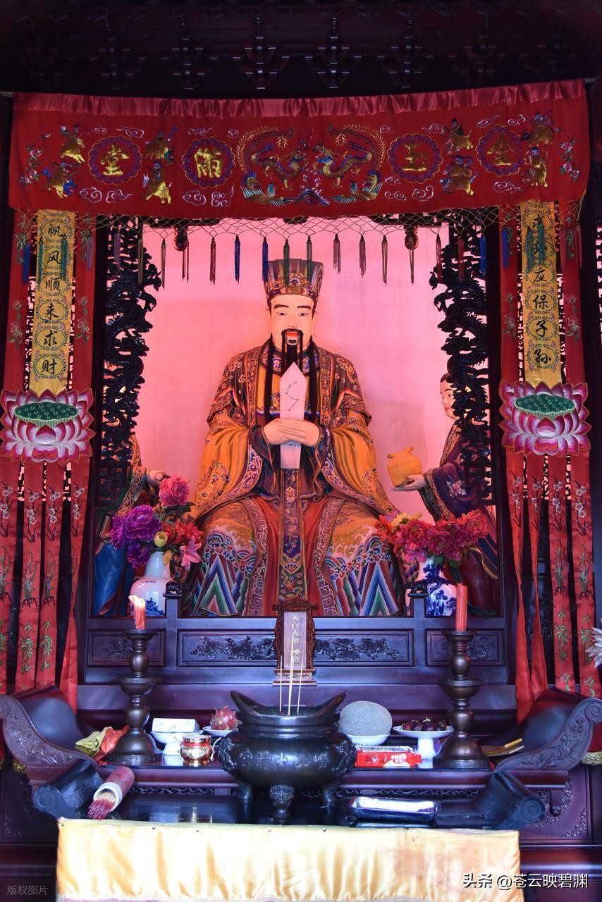 天官地官水官介绍_三官大帝信仰由来_天官地官水官百度图片