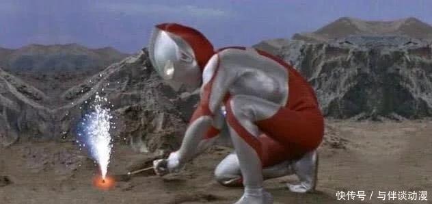 奥特曼搞笑PS图_奥特曼搞笑新闻图片_童年回忆奥特曼PS