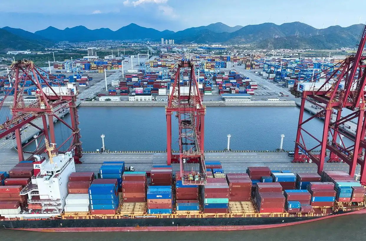 中国对美收取船舶特别港务费_对美船舶特别港务费_中方对美船舶收取特别港务费正式施行