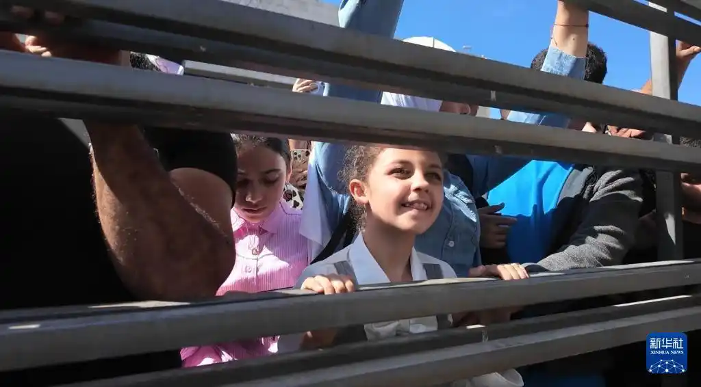 巴勒斯坦被囚人员获释 加沙停火第一阶段协议 以色列囚禁巴勒斯坦人_获释巴勒斯坦人曝狱中酷刑细节