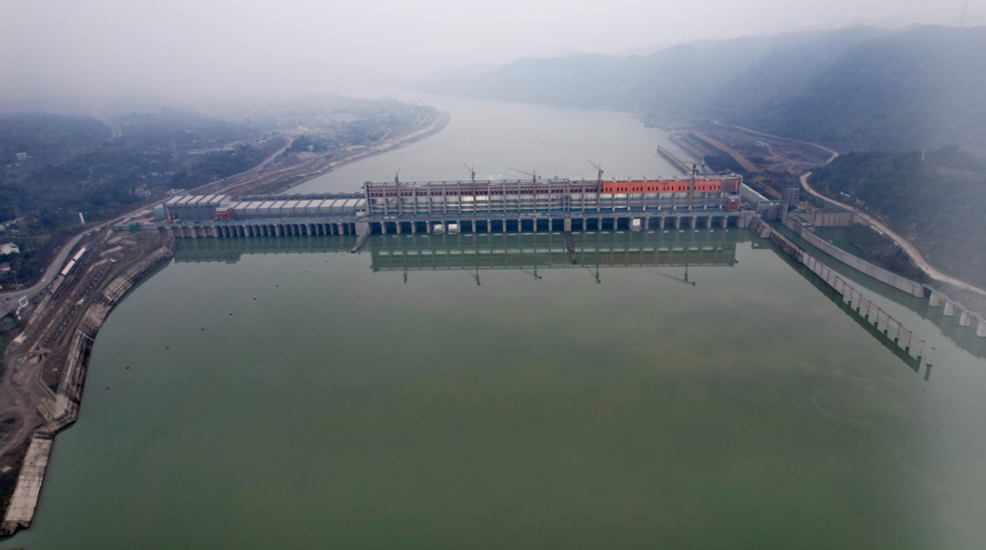 岷江龙溪口航电枢纽工程主体施工完成_岷江航电工程_机电安装蓄水发电阶段
