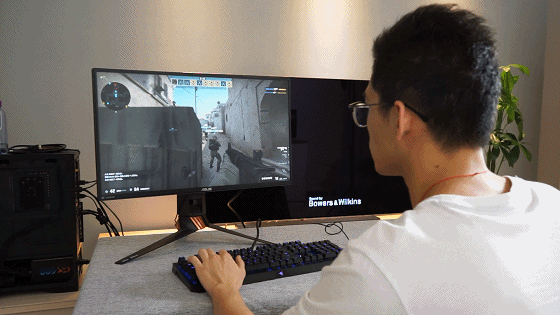 55英寸OLED电竞显示器_65英寸OLED电视玩游戏_4k显示器玩游戏怎么样