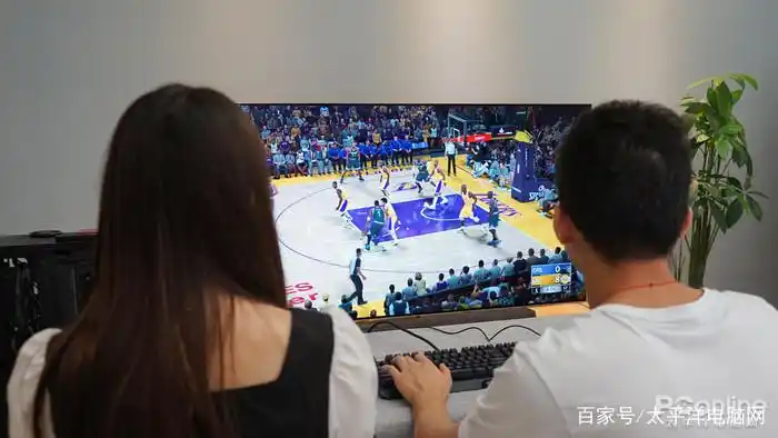 4k显示器玩游戏怎么样_65英寸OLED电视玩游戏_55英寸OLED电竞显示器