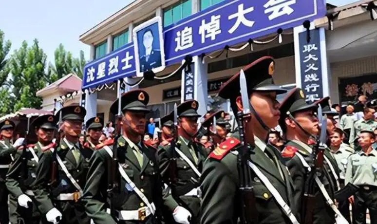 西安二炮工程大学沈星 无名小桥英勇救人 青州市民缅怀英雄_青州二炮沈星