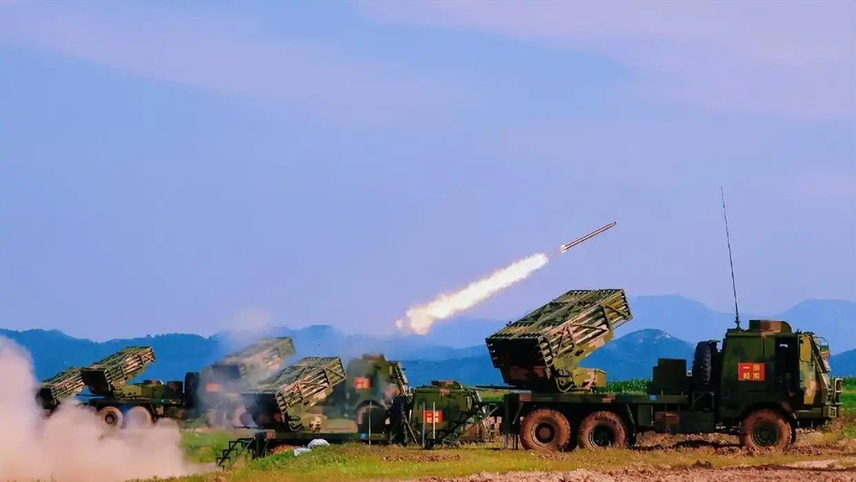 二炮军官沈星 勇救落水少年 英雄事迹_青州二炮沈星