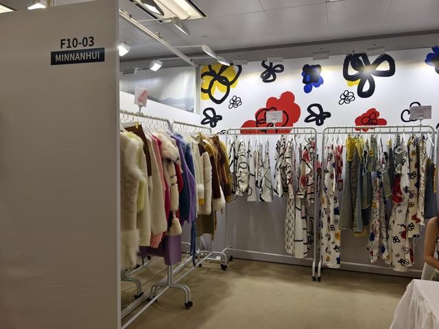 中国时尚买手节_2026春夏上海时装周_迪拜买手中国设计趋势