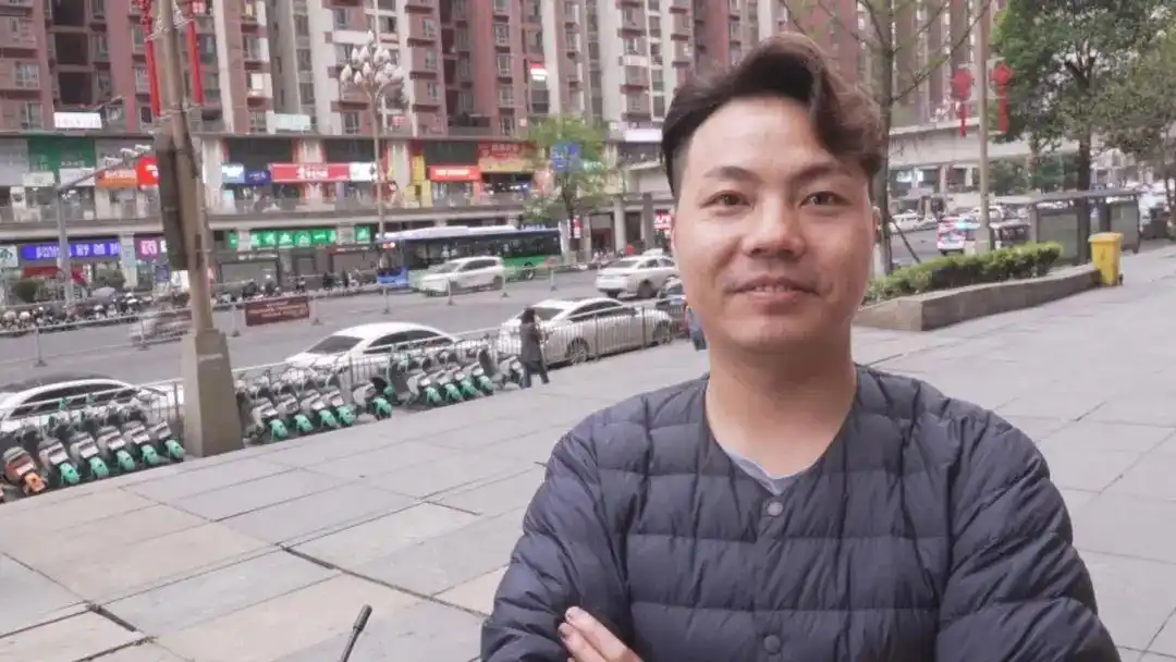 贵阳花果园驱赶猴子_贵州的猴子已经进化到上班了_贵阳花果园猴子扰民