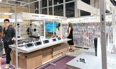 实体二手店，悄然热起来