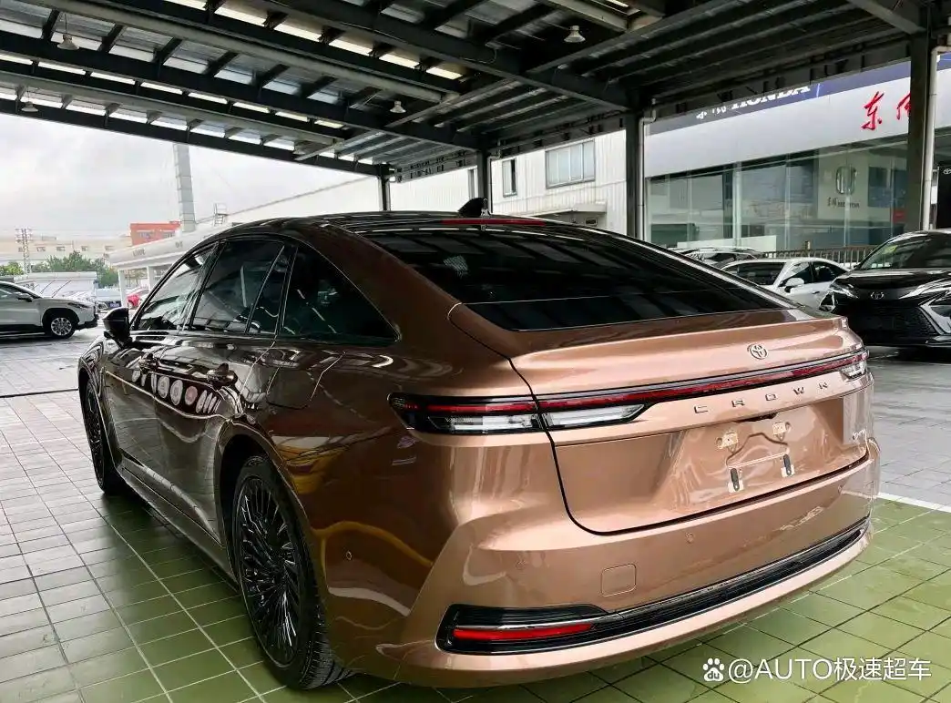 丰田皇冠_全新丰田皇冠CROWN_丰田皇冠CROWN外观设计