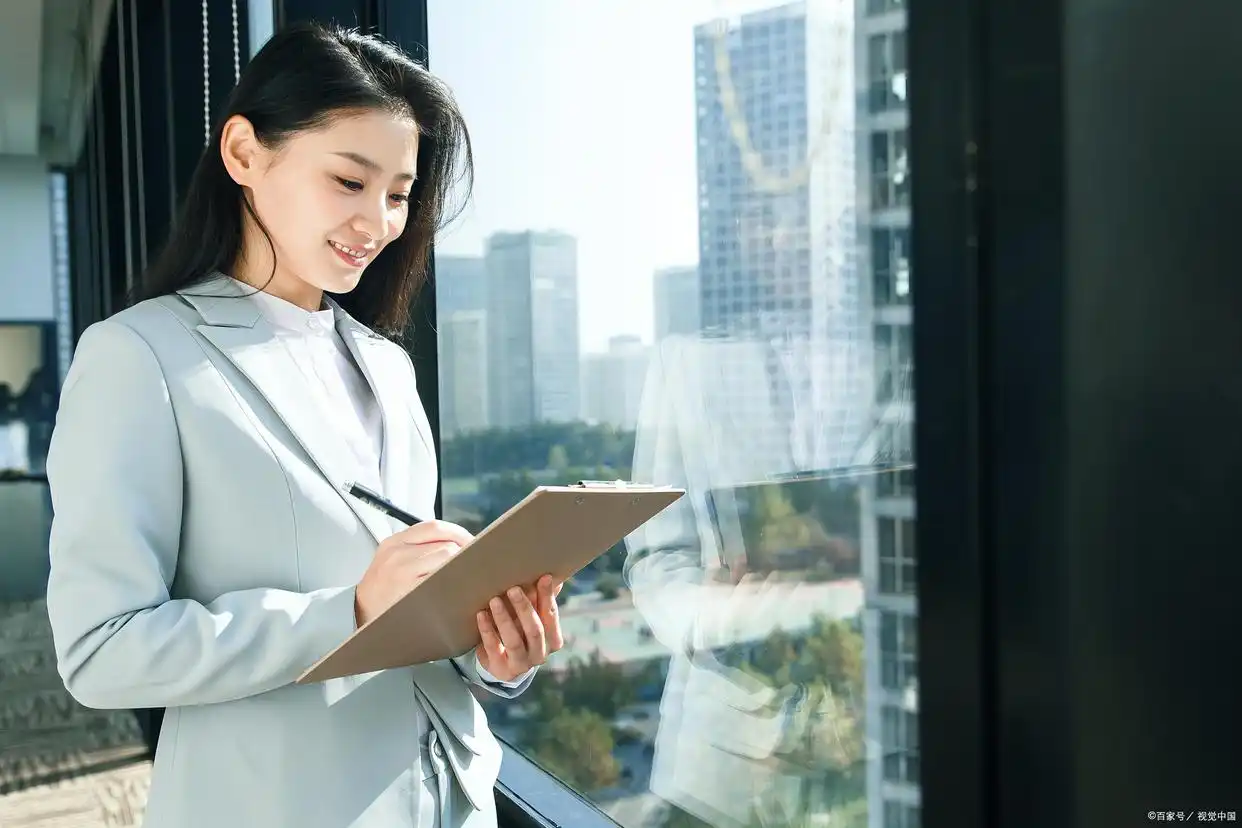 职场礼仪_工作帽子的礼仪_仪容礼仪