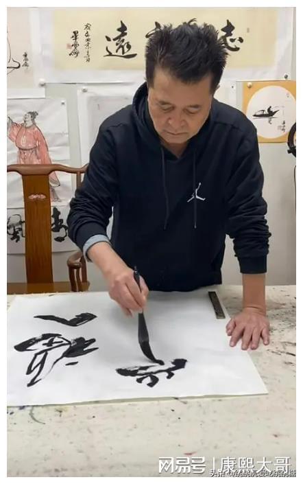 毕福剑智取威虎山原唱视频_毕福剑智取威虎山视频内容_毕福剑 智取威虎山
