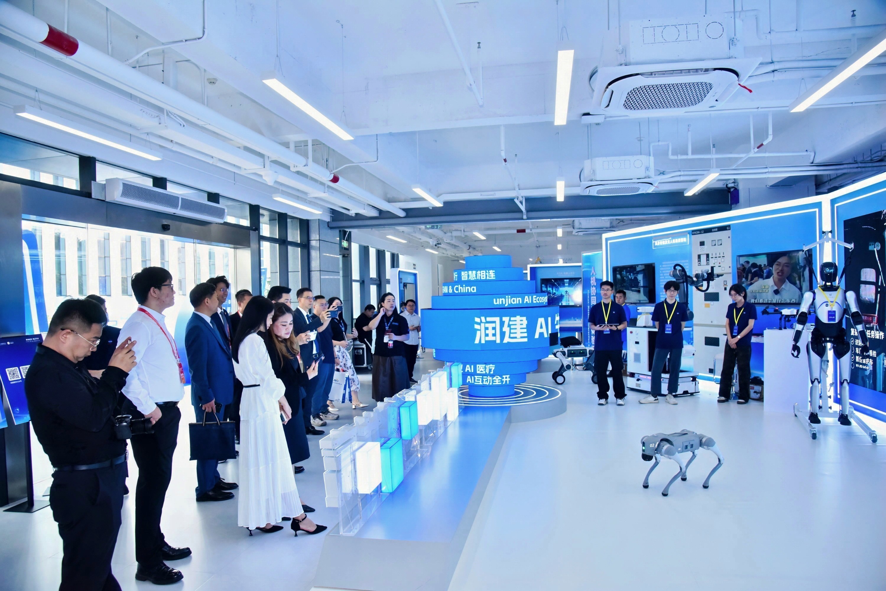 2025中国广西东盟人工智能应用生态交流会_2025年9月南宁东盟经济开发区秋季招聘_人工智能与实体经济深度融合