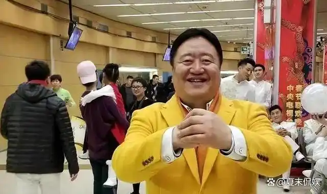 春晚观众席笑脸哥_冉少平春晚观众代表_2024年春晚新意期待