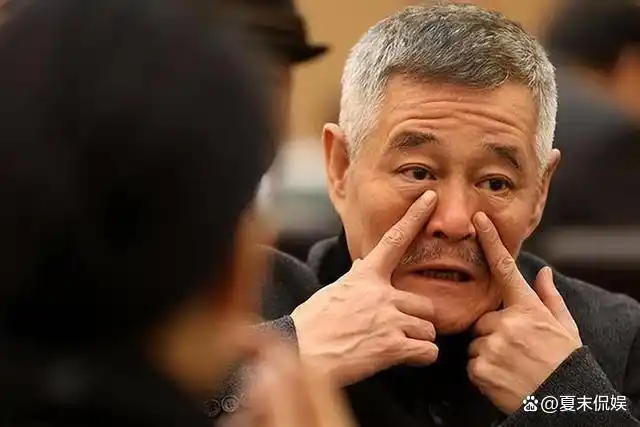 冉少平春晚观众代表_春晚观众席笑脸哥_2024年春晚新意期待