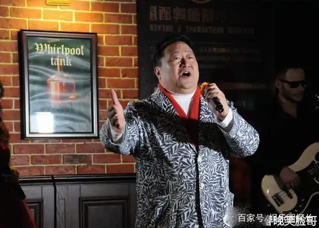 春晚笑脸哥 冉东升 20年现场观礼经历_春晚观众席笑脸哥_春晚笑脸哥 冉少平 家庭背景