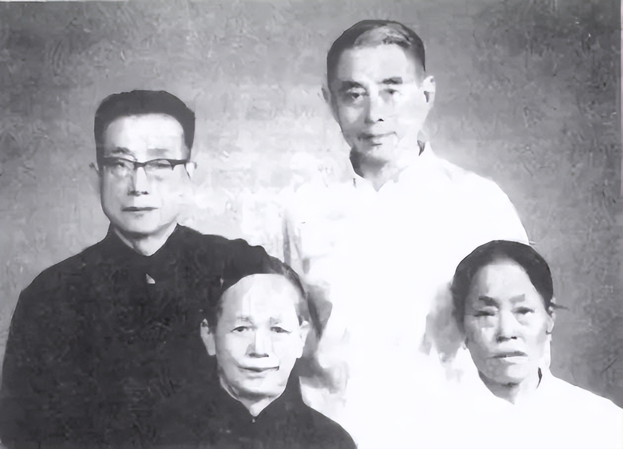 杨振宁 杨武之_杨武之与杜聿明 功德林战犯管理所 杨振宁杜致礼婚姻史