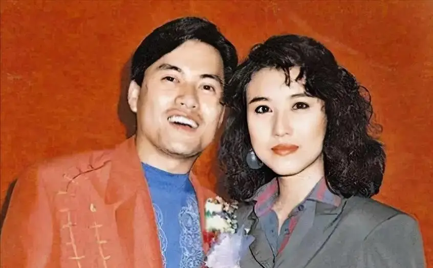吕良伟三个老婆_吕良伟老婆的图片_吕良伟王瑞婚姻故事