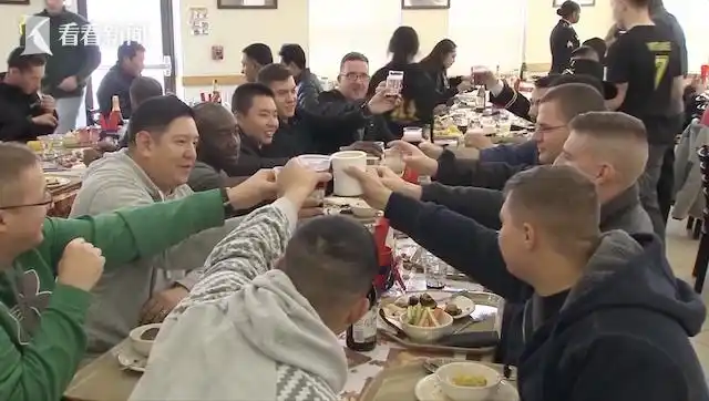 美国军人肥胖率_英国军队陷入“肥胖危机”_美国军人BMI超重问题